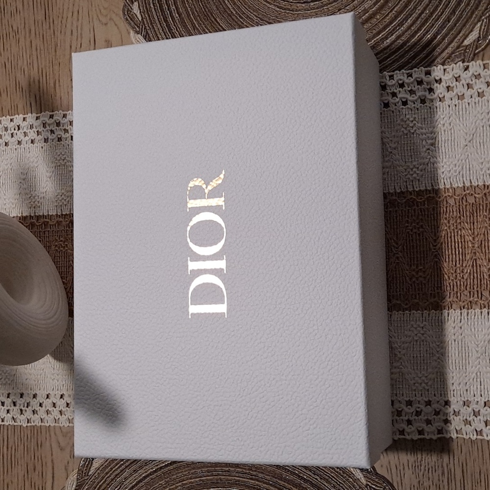 DIOR Empty Shopping Gift Box, Tissue Paper & Envelope. New